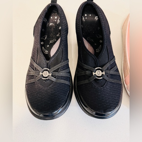 2 PAIR Women’s Size 10 Comfort Slip Ons Loafers BZees and Serra Black and Pink - Picture 2 of 13